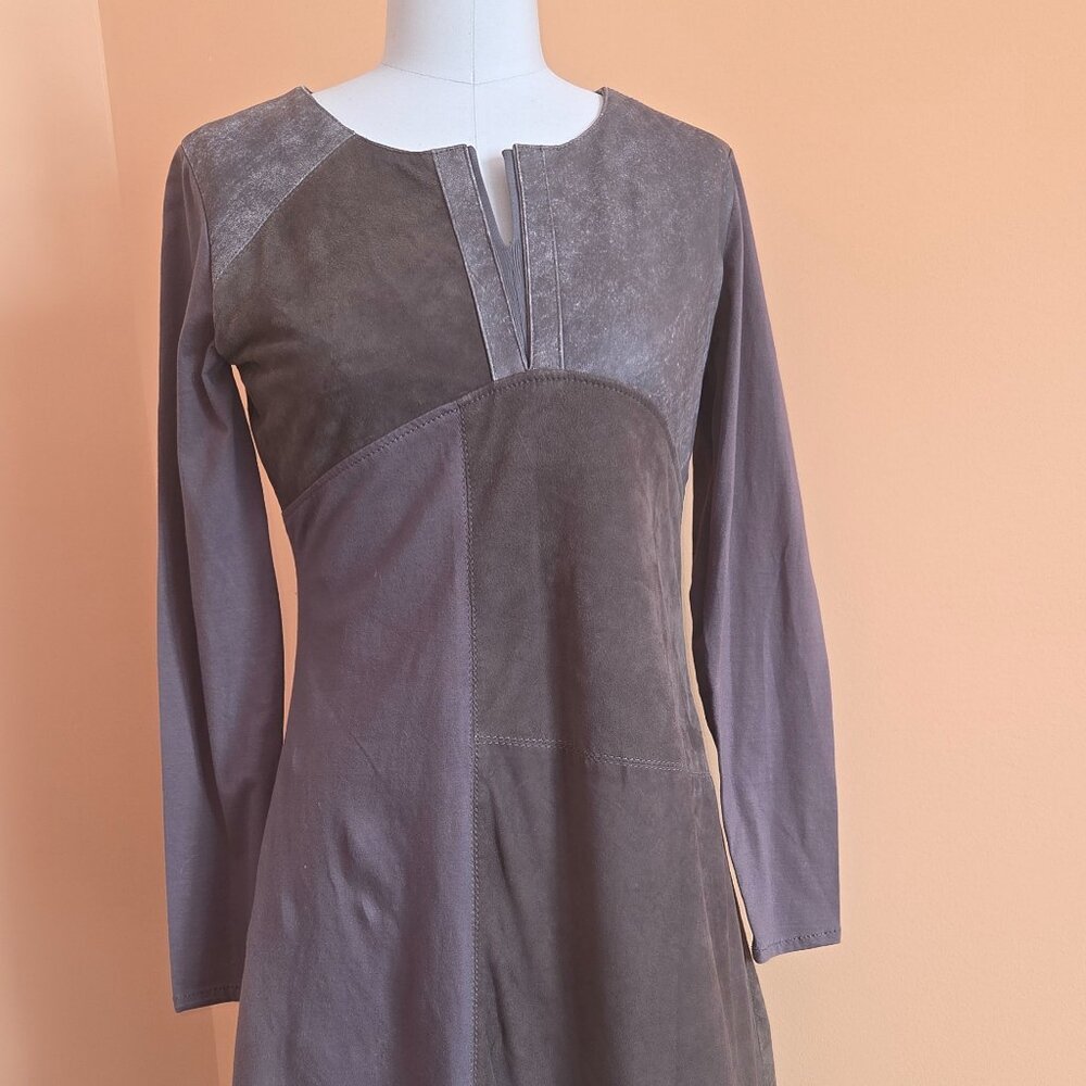 Dress - Picture 2 of 6